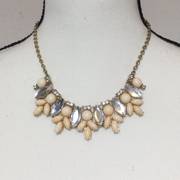 Faux Pearl and Rhinestone Statement Necklace - Picture 2 of 10